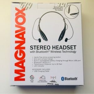 NIP - MAGNAVOX Stereo Headset with Bluetooth Wireless Technology Black 32 ft